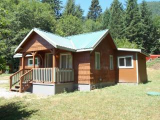 32519 State Route 706, Ashford, WA 98304-9740