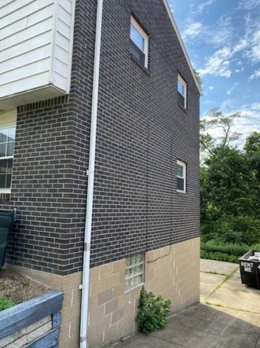 145 Lois Dr, Verona PA  15147-2947 exterior