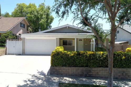 18908 Cabral St, Santa Clarita, CA 91351-1225