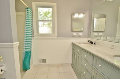 9 Crawford Rd, Greystone Park NJ  07950-3009 exterior