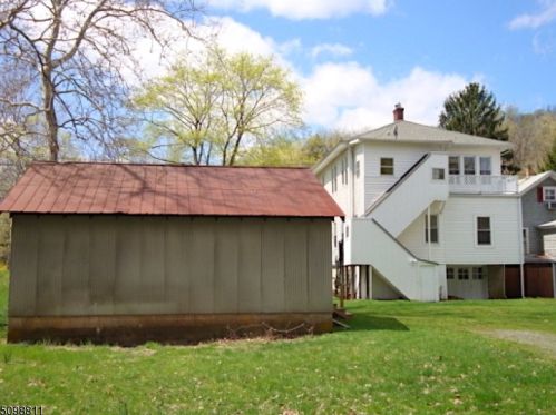 41 Washington Ave, Oxford, NJ 07863-3040