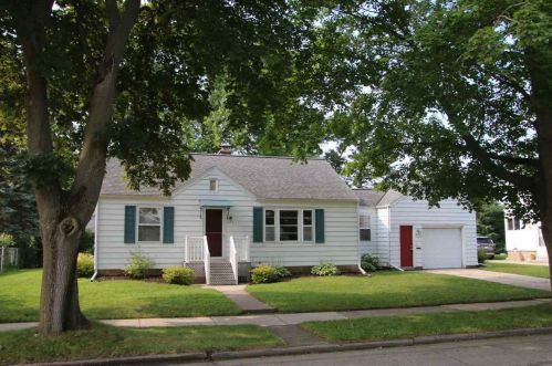 370 14th St, Fond Du Lac, WI 54935-5939