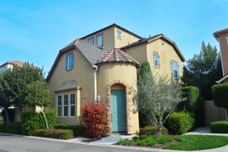 3828 Trenton Ln, Clovis, CA 93619-5058
