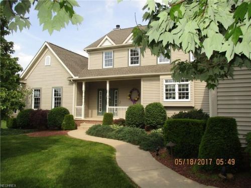 604 Rufener Ext, Easton, OH 44270-9614