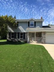 7541 72nd St, Hales Corners, WI 53132-9751