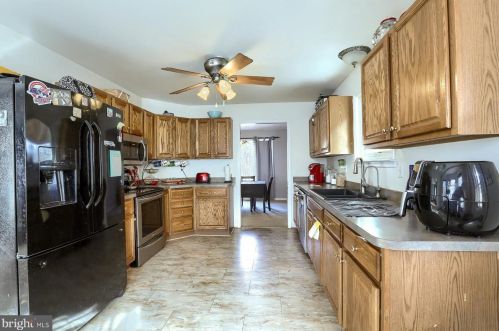 240 Eden Rd, Etters PA  17319-9034 exterior