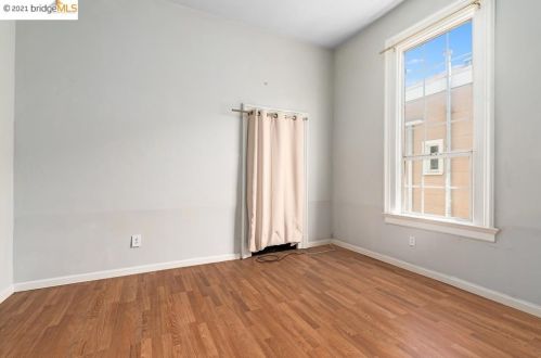 760 29th St, Oakland CA  94606-3510 exterior