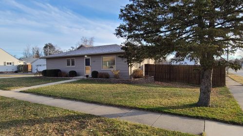 3051 95th St, Sturtevant, WI 53177-2658