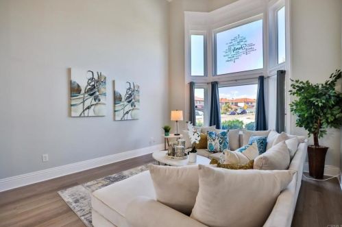 822 J St, Chula Vista CA  91910-6649 exterior