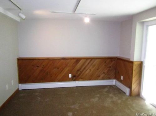 28 Raker Rd, Poughkeepsie NY  12603-5632 exterior