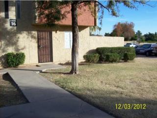 7521 47th Dr, Glendale AZ  85301-1586 exterior