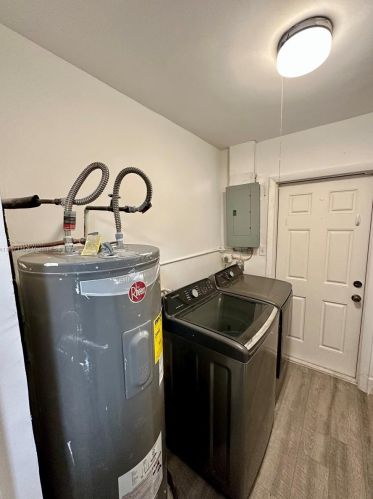 2231 57th Way, Hollywood FL  33021-3828 exterior