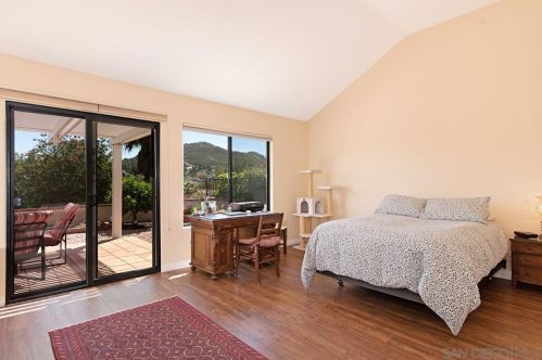 16035 Avenida Lamego, San Diego CA exterior