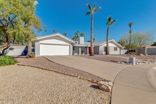 6711 21st Way, Phoenix, AZ 85016-1107