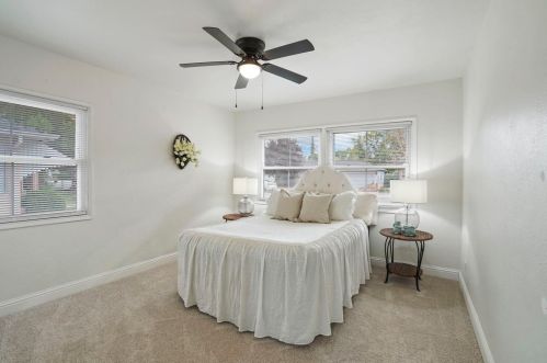 13 Sunset Dr, Lodi CA  95240-2813 exterior