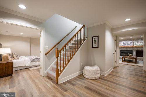 281 Golden Woods Ct, Great Falls VA  22066-4152 exterior