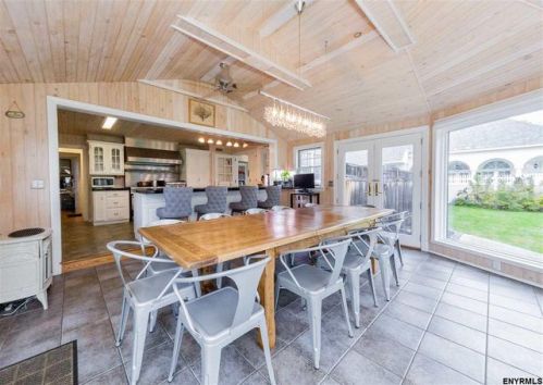 33 Garrison Rd, Glens Falls NY  12804-2002 exterior