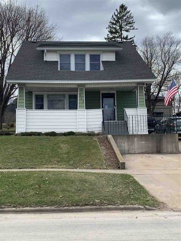 315 Main St, Monona, IA 52159-8216
