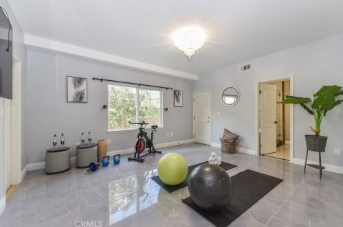 568 Avenida Esplendor, Walnut CA  91789-2684 exterior