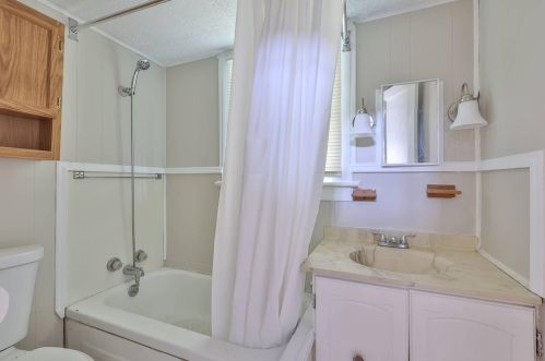 304 Sycamore St, New Haven OH  45030-1133 exterior