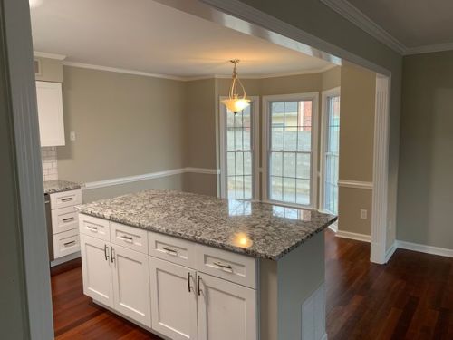 1925 Arboro Pl, Louisville, KY 40220-3581