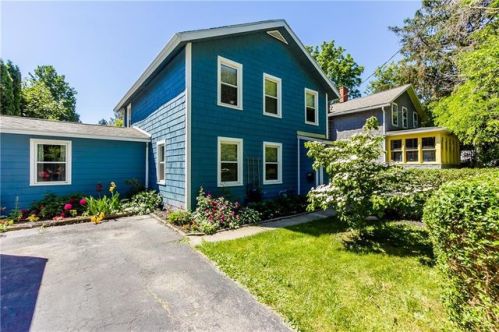 109 Niagara St, Canandaigua, NY 14424-2020
