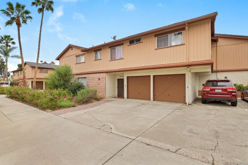 4430 Cleveland Ave, San Diego CA 92116-3915 exterior