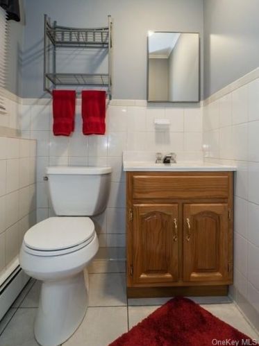 7 Crosby Ct, Fishkill NY exterior