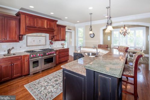 706 Daventry Way, Prospectville PA 19002-2307 exterior