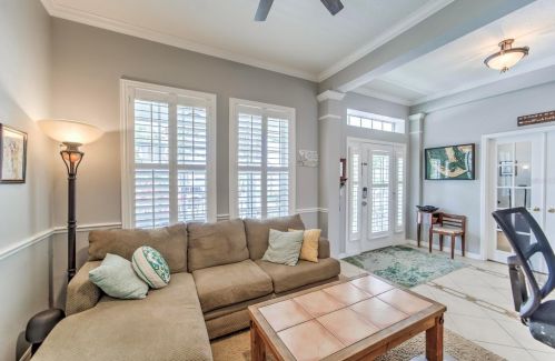 413 Islebay Dr, Ruskin FL  33572-3332 exterior