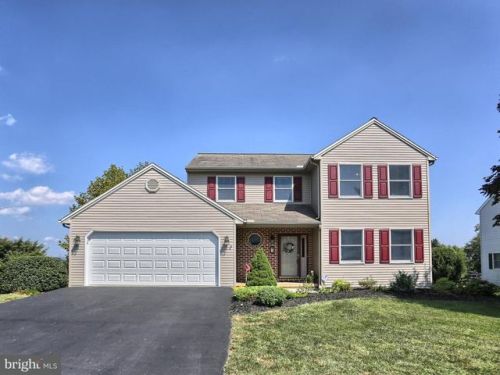 6 Hazelwood Path, Navy Sup Dpt PA  17050-9155 exterior