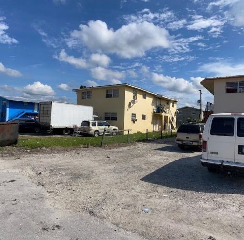644 5th St, Belle Glade, FL 33430-4020
