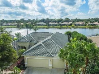 5468 Oak Crest Blvd, Sarasota, FL 34233-5200