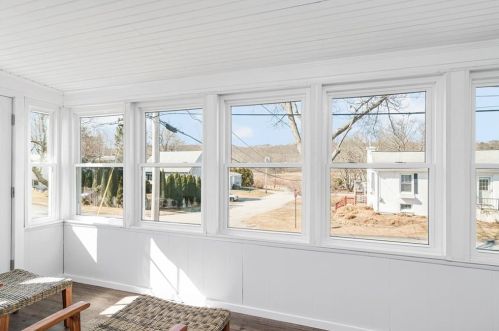 18 Lakeview Dr, South Kingstown RI  02882-1223 exterior