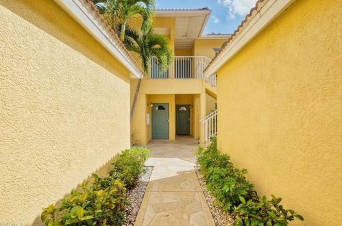 2110 Cay Lagoon Dr, Naples, FL 34109-6833