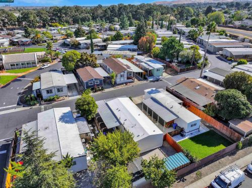 616 Bounty Dr, West Pittsburg CA  94565-2962 exterior