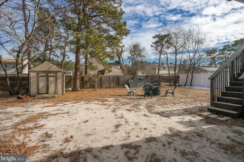 410 Cherokee Dr, Browns Mills NJ  08015-6444 exterior