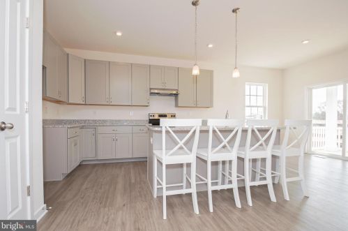 923 Robinson Rd, Blackbird DE  19734 exterior