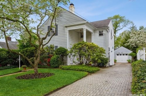 7 Davison Ave, East Rockaway, NY 11518-1307