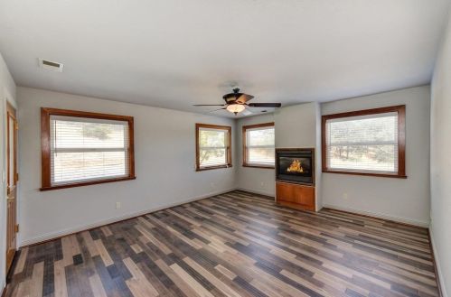5805 Treosti Pl, Valley Springs, CA 95252-8461