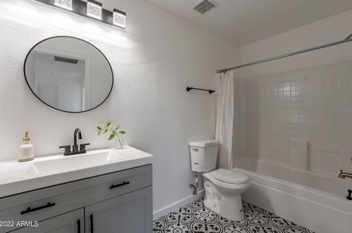 21223 30 Ave, Phoenix AZ 85041-9303 exterior