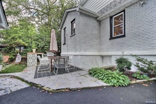 224 Madison Ave, Dumont NJ  07628-2538 exterior