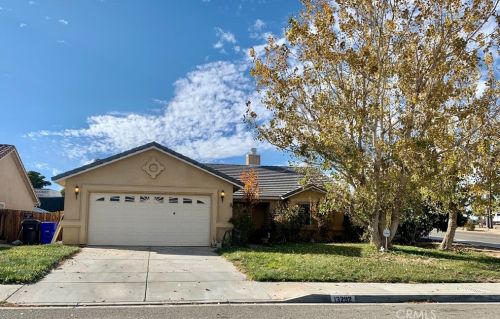 13292 Butte Ave, Victorville, CA 92395-9513