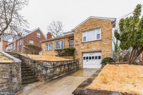 3674 Highwood Dr, Washington, DC 20020-2349