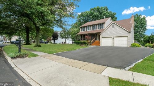 329 Abbey Ln, Lansdale, PA 19446-6442