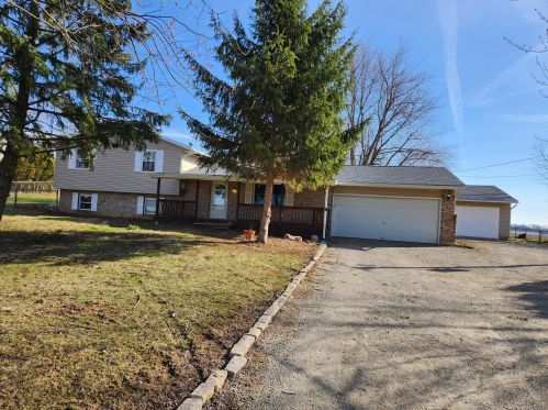 2784 Urbana Lisbon Rd, South Vienna, OH 45369-8594