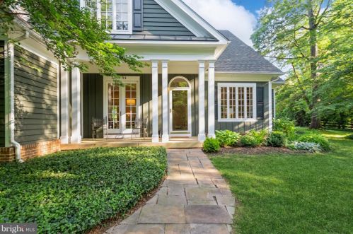 5194 Chase Ln, Midland, VA 22728-1832