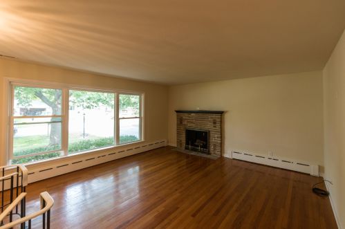 35819 90th Pl, Twin Lakes, WI 53181-9505