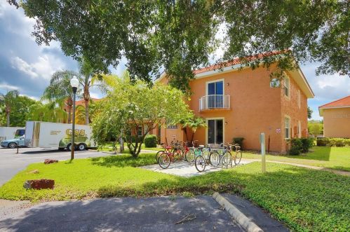 21011 Picasso Ct, Land O Lakes, FL 34637-7859