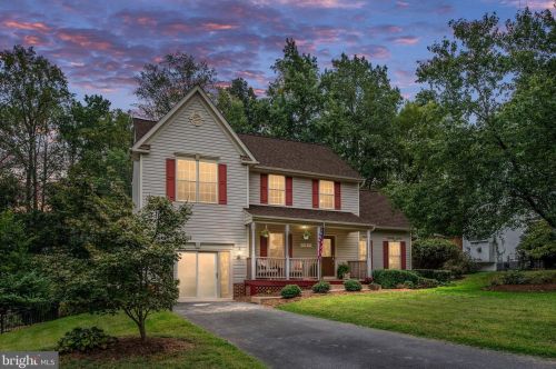 9804 Ramsay Dr, Fredericksburg, VA 22408-9563